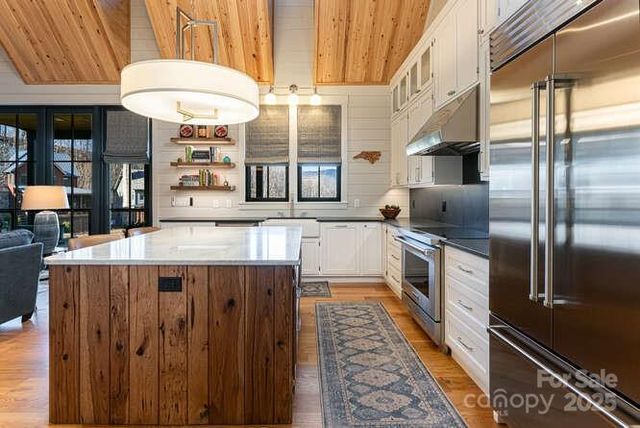 131 Lodestone Drive, Sylva, NC 28779