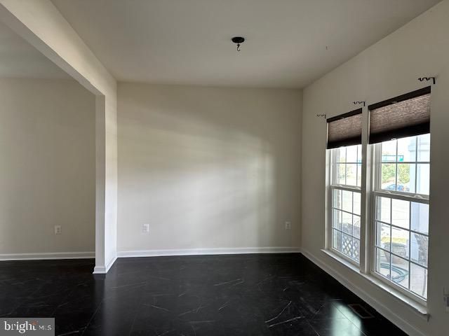 25067 GREAT BERKHAMSTED DR, Aldie, VA 20105