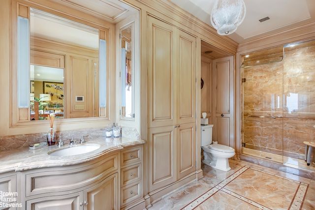 25 SUTTON Place MAISONETTE, New York City, NY 10022