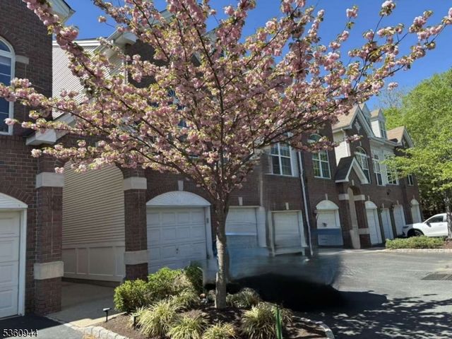 145 Riverwalk Way, Clifton City, NJ 07014