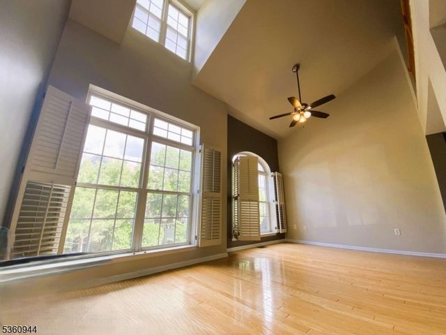 145 Riverwalk Way, Clifton City, NJ 07014