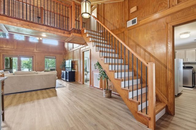 413 Cocopa Drive, Lake Kiowa, TX 76240