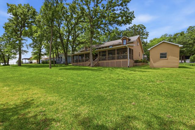 413 Cocopa Drive, Lake Kiowa, TX 76240