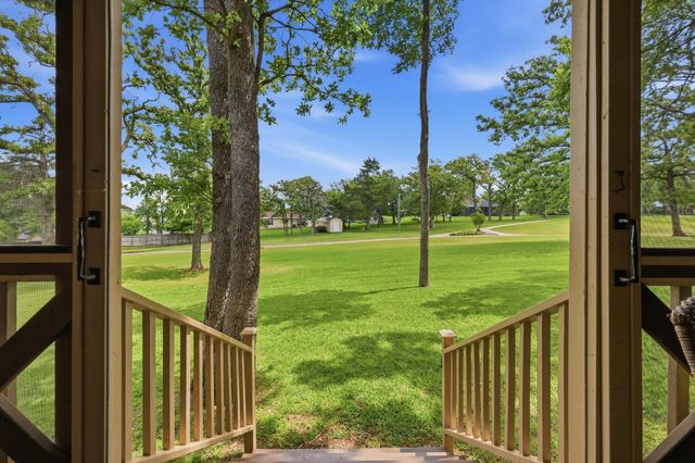 413 Cocopa Drive, Lake Kiowa, TX 76240