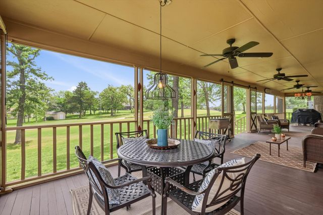 413 Cocopa Drive, Lake Kiowa, TX 76240