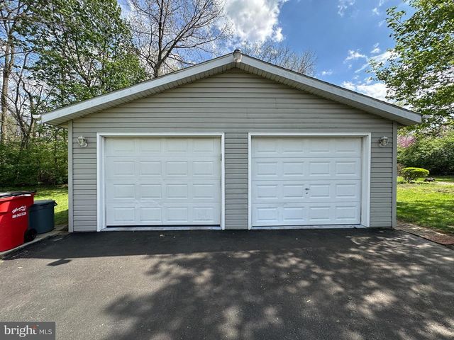 1028 WOODLAND PARKWAY, State Line, PA 17263
