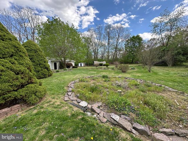 1028 WOODLAND PARKWAY, State Line, PA 17263