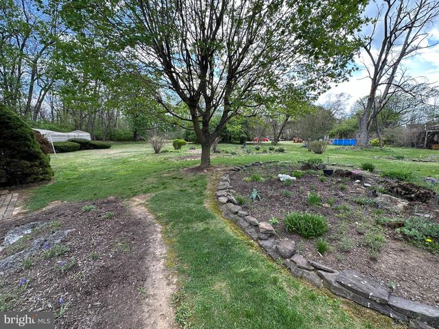 1028 WOODLAND PARKWAY, State Line, PA 17263
