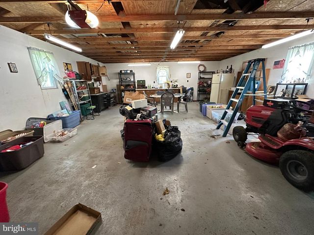 1028 WOODLAND PARKWAY, State Line, PA 17263