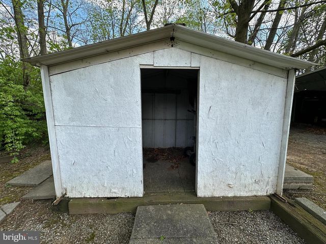 1028 WOODLAND PARKWAY, State Line, PA 17263