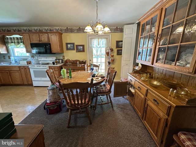1028 WOODLAND PARKWAY, State Line, PA 17263