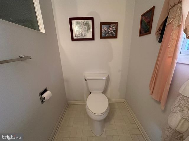 1028 WOODLAND PARKWAY, State Line, PA 17263