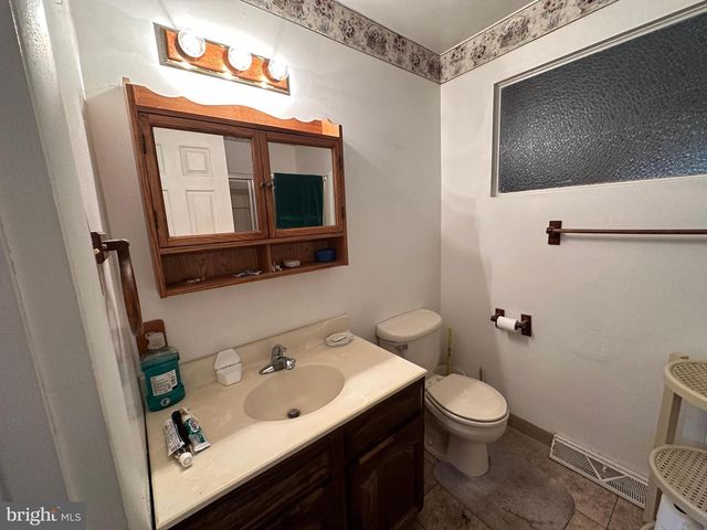 1028 WOODLAND PARKWAY, State Line, PA 17263