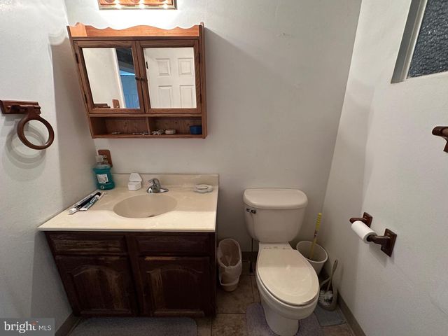 1028 WOODLAND PARKWAY, State Line, PA 17263