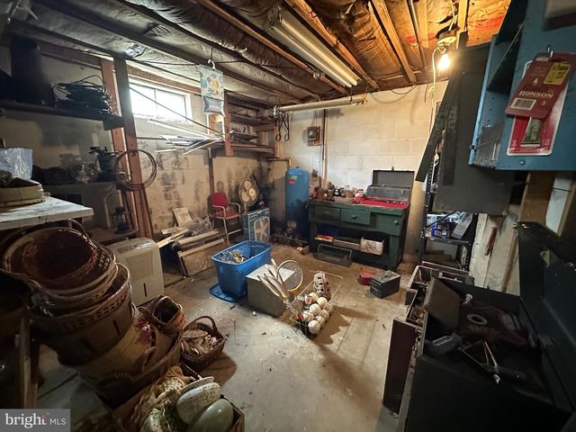 1028 WOODLAND PARKWAY, State Line, PA 17263