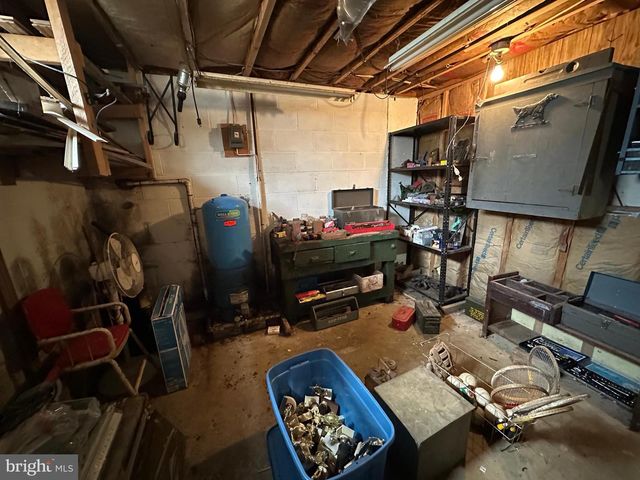 1028 WOODLAND PARKWAY, State Line, PA 17263