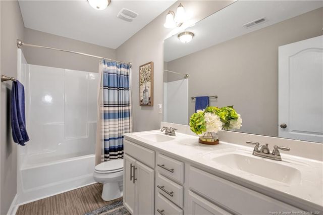 3231 Nottinghill Road, Fayetteville, NC 28311