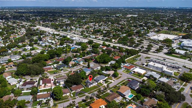 220 SW 65th Ave, Pembroke Pines, FL 33023