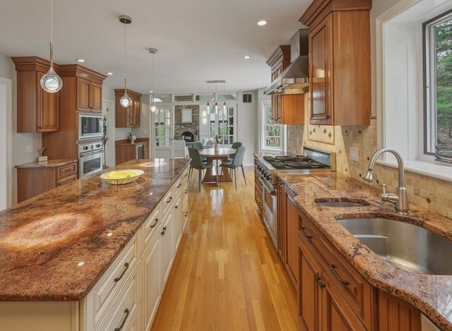 22 Liberty Drive, Southborough, MA 01772