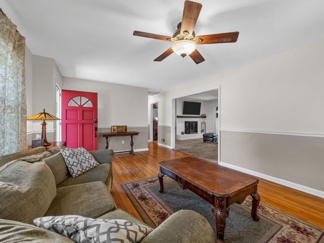98 Littlejohn Court, Roebuck, SC 29376