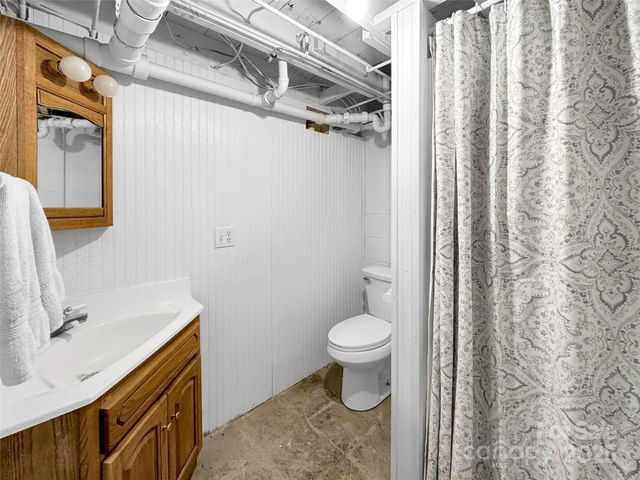 340 Mauney Cove Road, Waynesville, NC 28786