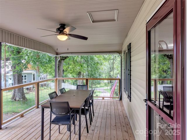 340 Mauney Cove Road, Waynesville, NC 28786