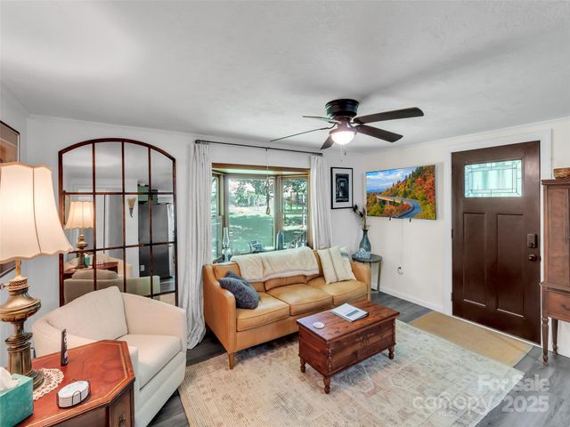 340 Mauney Cove Road, Waynesville, NC 28786