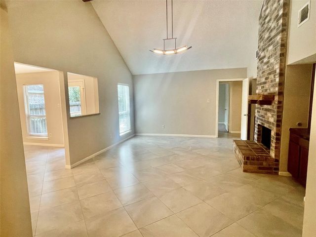 13 Maywind Court, The Woodlands, TX 77381
