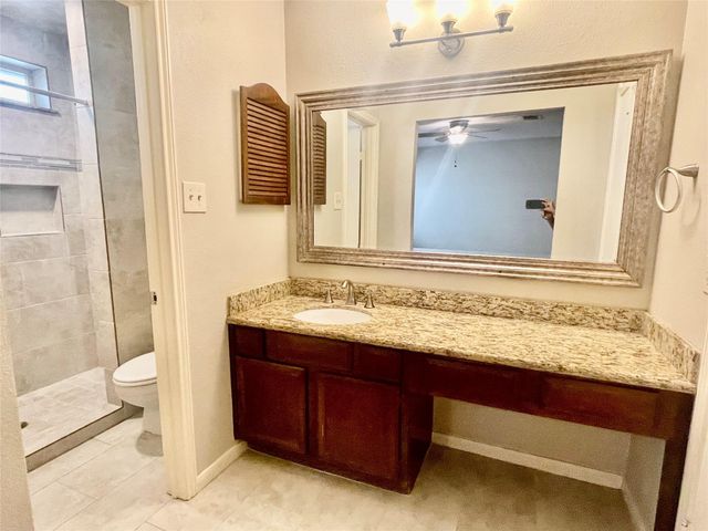 13 Maywind Court, The Woodlands, TX 77381