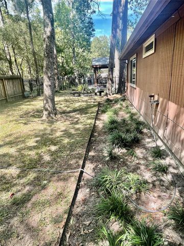 13 Maywind Court, The Woodlands, TX 77381
