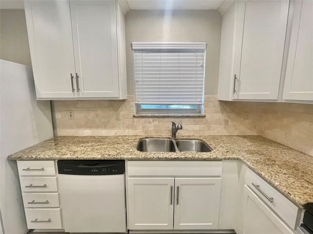 13 Maywind Court, The Woodlands, TX 77381