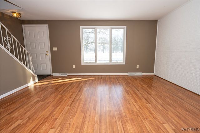 2444 Colvin Blvd, Tonawanda, NY 14150