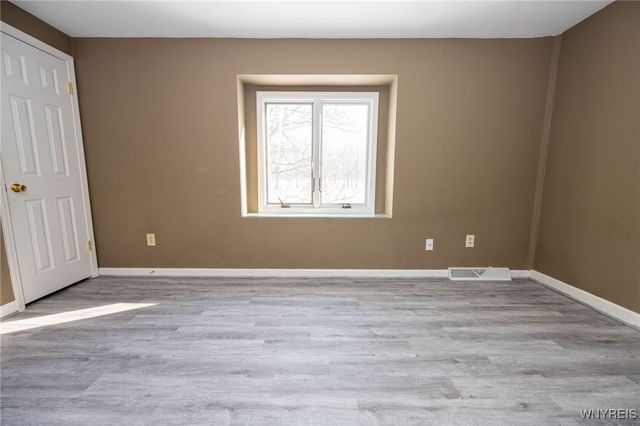 2444 Colvin Blvd, Tonawanda, NY 14150