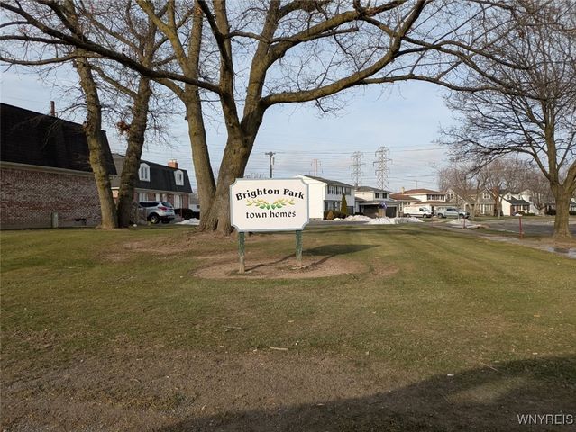 2444 Colvin Blvd, Tonawanda, NY 14150