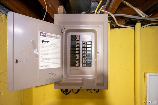 2444 Colvin Blvd, Tonawanda, NY 14150