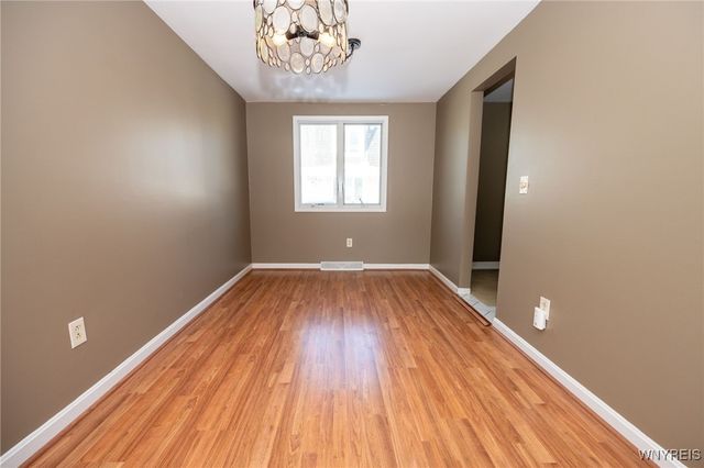 2444 Colvin Blvd, Tonawanda, NY 14150