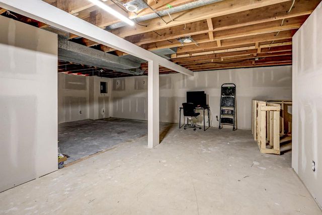 352 S JOSEPH STREET, Kimberly, WI 54136