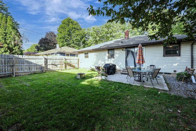 352 S JOSEPH STREET, Kimberly, WI 54136