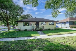 352 S JOSEPH STREET, Kimberly, WI 54136