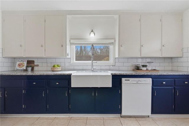 5107 Rock Creek Lane, Mission, KS 66205