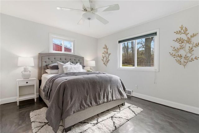 5107 Rock Creek Lane, Mission, KS 66205