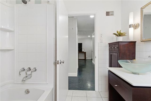 5107 Rock Creek Lane, Mission, KS 66205