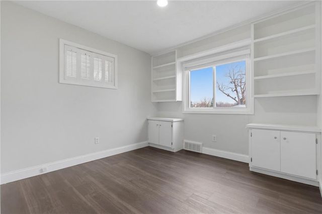 5107 Rock Creek Lane, Mission, KS 66205