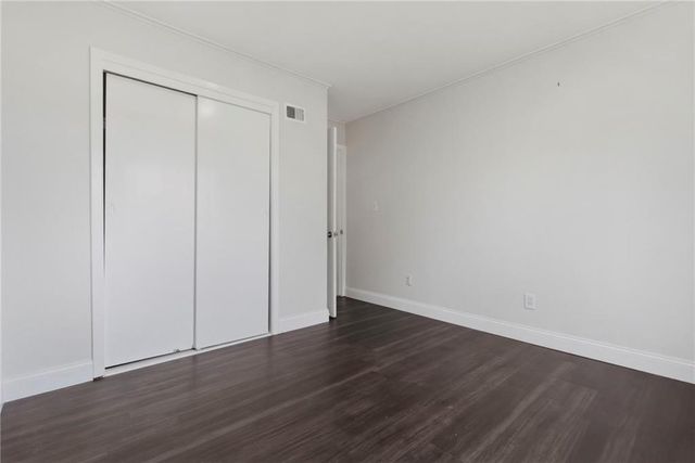 5107 Rock Creek Lane, Mission, KS 66205