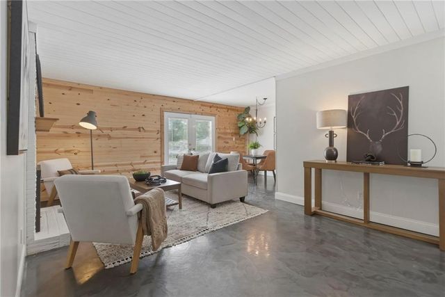 5107 Rock Creek Lane, Mission, KS 66205