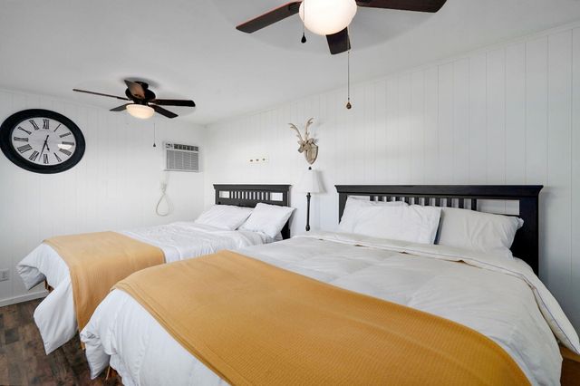 16576 S 1541 Road, Stockton, MO 65785