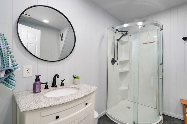 16576 S 1541 Road, Stockton, MO 65785