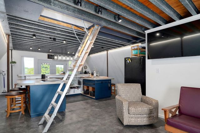 16576 S 1541 Road, Stockton, MO 65785