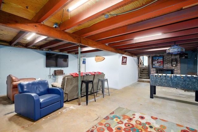 16576 S 1541 Road, Stockton, MO 65785