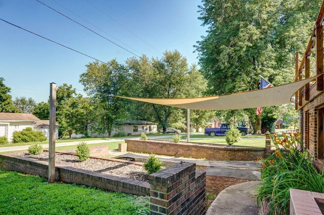 16576 S 1541 Road, Stockton, MO 65785